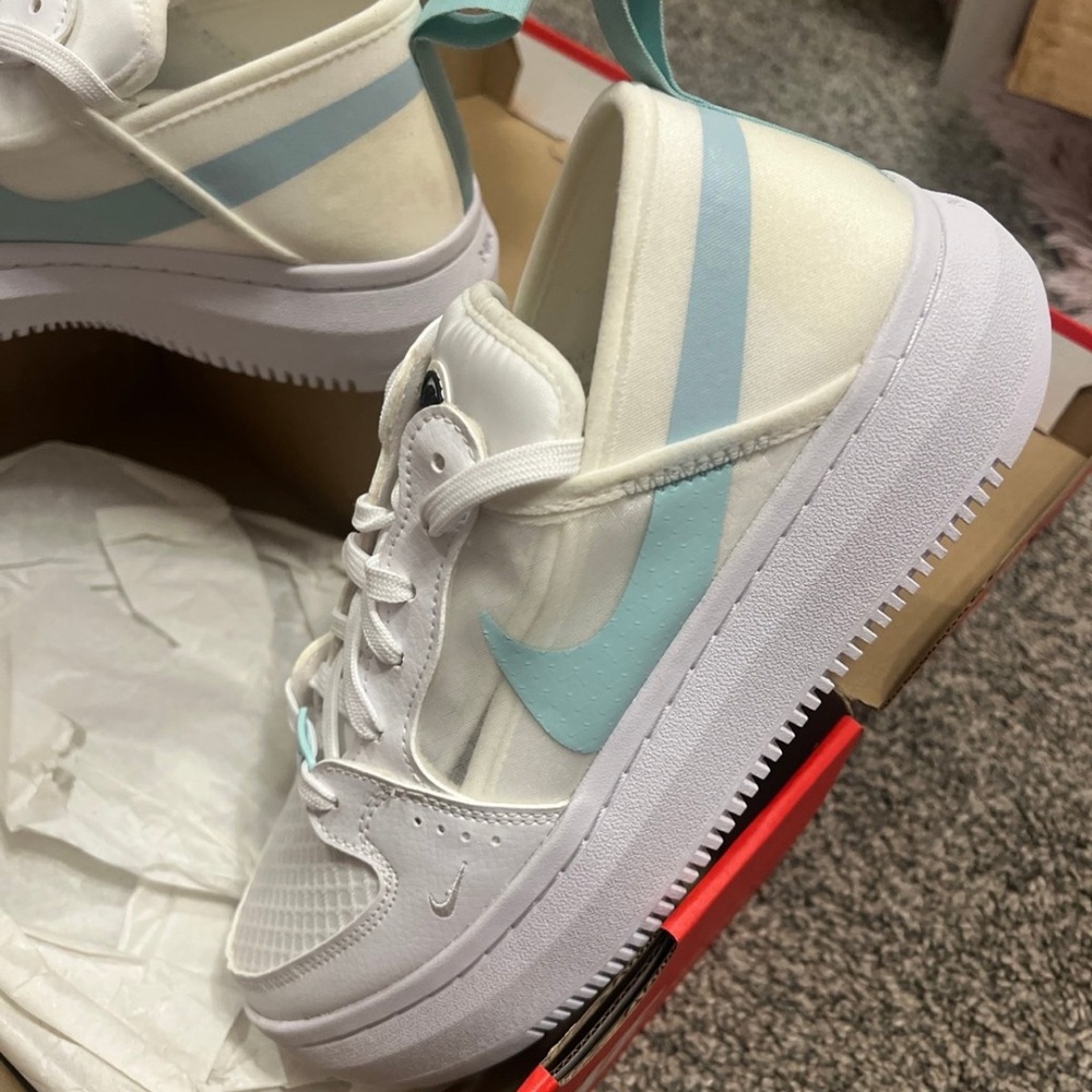 Nike Court Vision Alta TXT Size 9 white/Light Dew - Picture 4 of 9